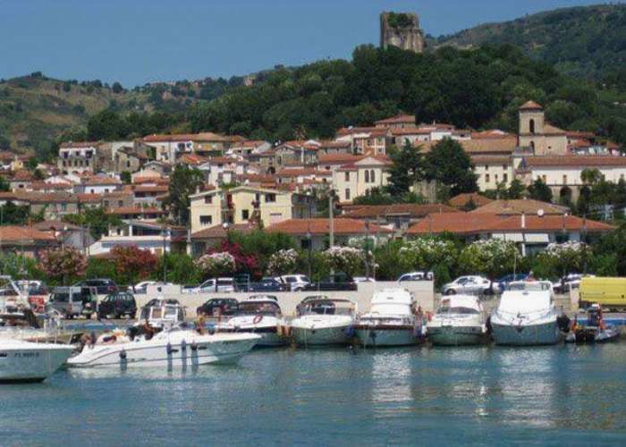 Porto di Policastro B.